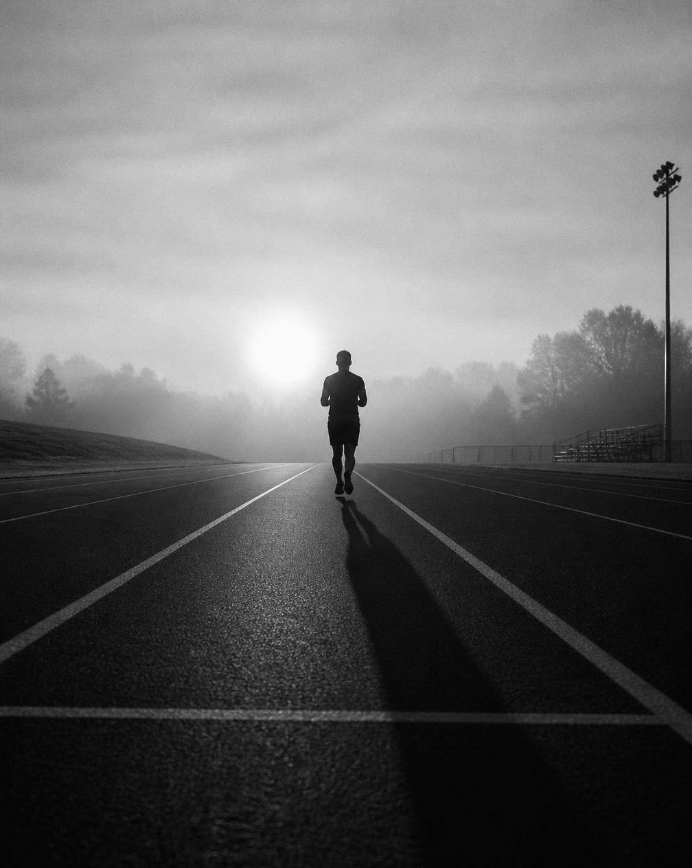 Sports medicine — athlete running, return-to-sport care